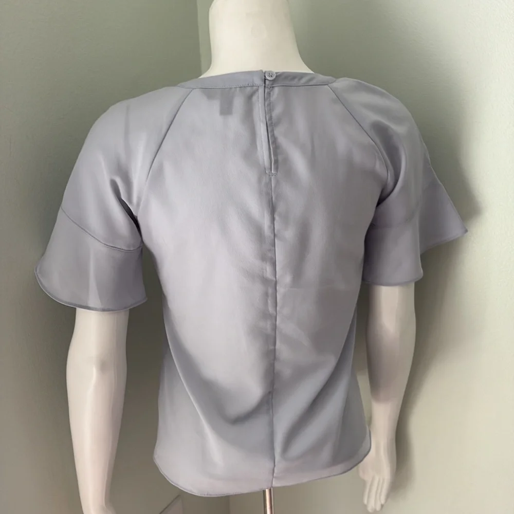 banana republic ice blue flounce bell sleeve blouse XXS petite